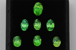 Демантоид Гранат Комплект 2.90 карат