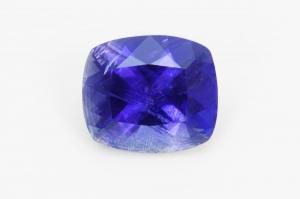 Иолит 2,44 карата