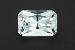 Данбурит 5,4 карата