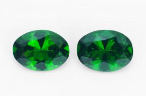 Парный Хромдиопсид 2.46 карат