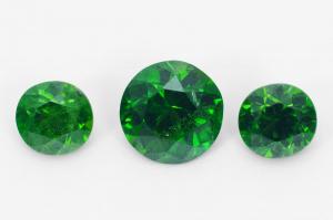 Хромдиопсид Комплект 2.41 карат