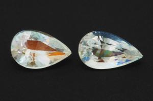 Радужный Лунный камень пара 3,37 карат